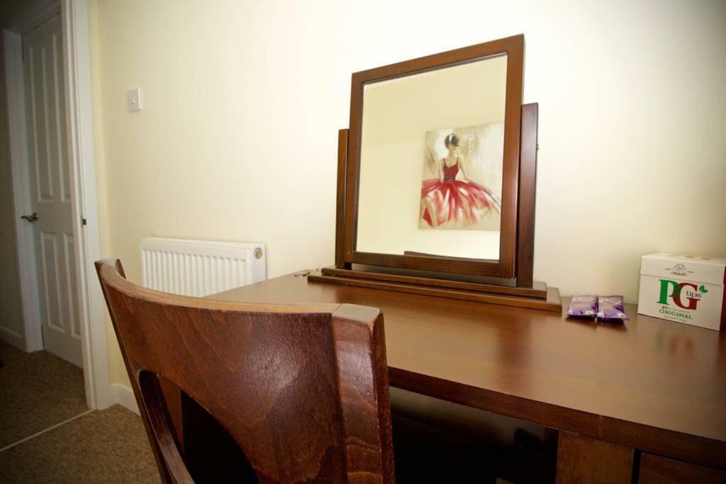Henry'S Guesthouse Бат Екстер'єр фото